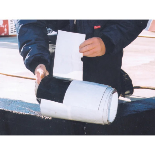 DELTA®-THENE BAND T100 – Banda adesiva bituminosa per sigillature
